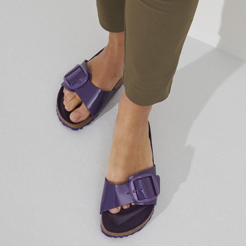 Madrid Big Buckle Natural Leather Patent