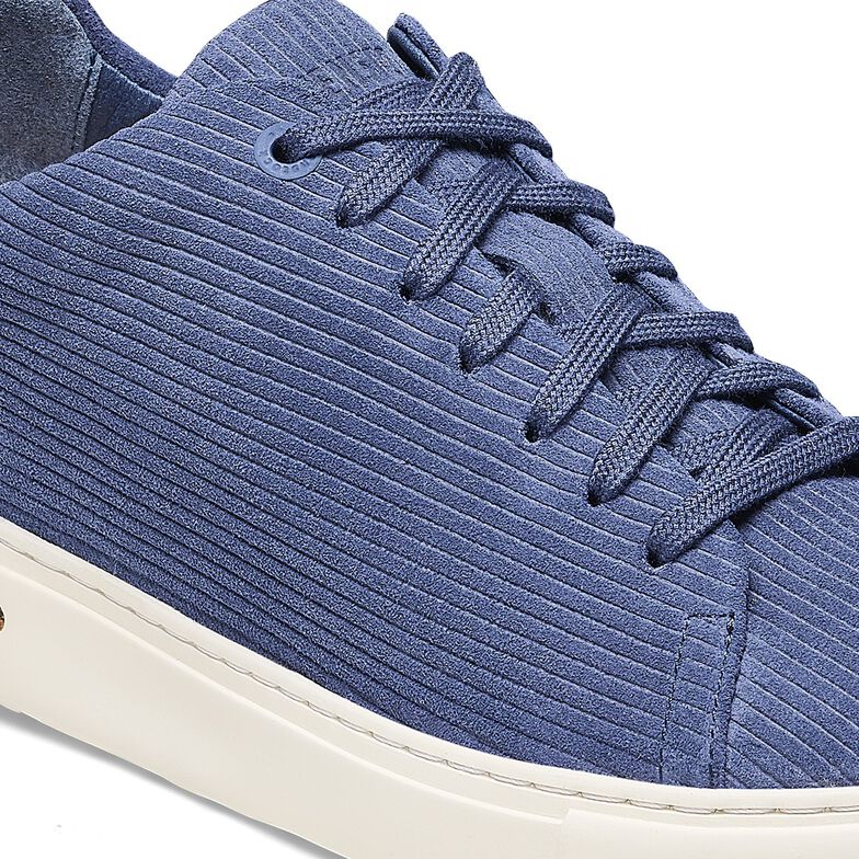 Bend Low Suede Leather Embossed Bend Low Suede Leather Embossed