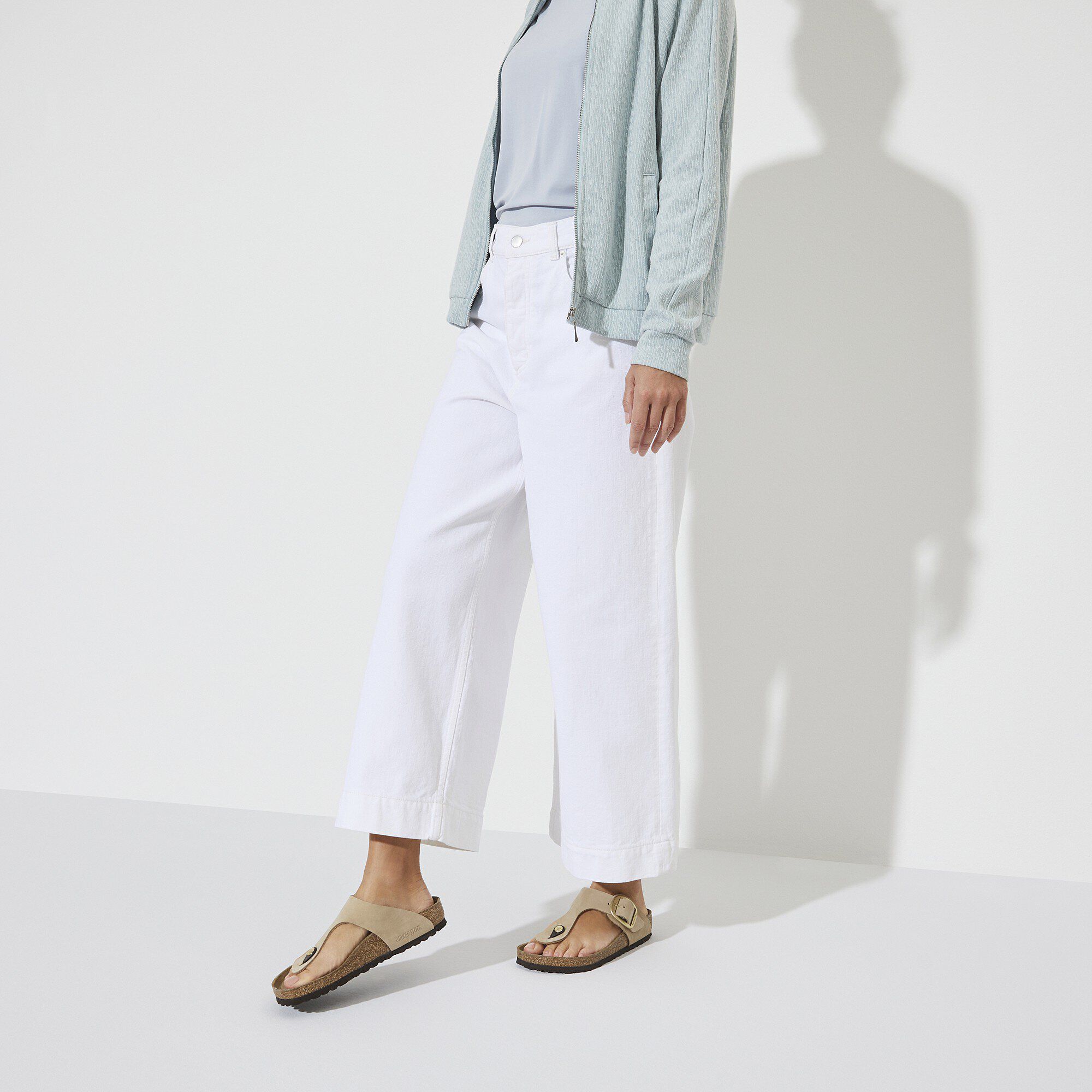 product photo 5 of 8