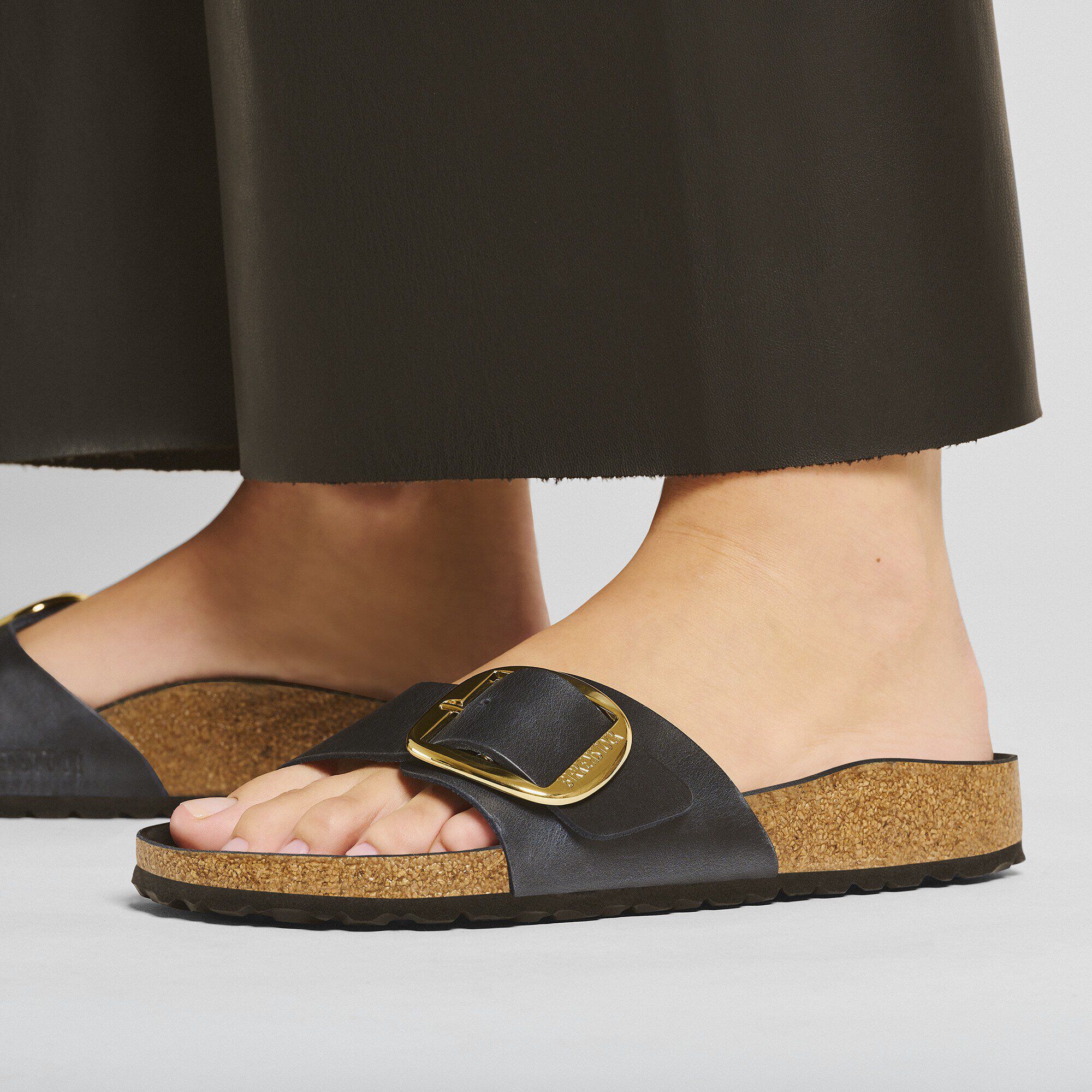 Madrid Big Buckle Natural Leather Oiled