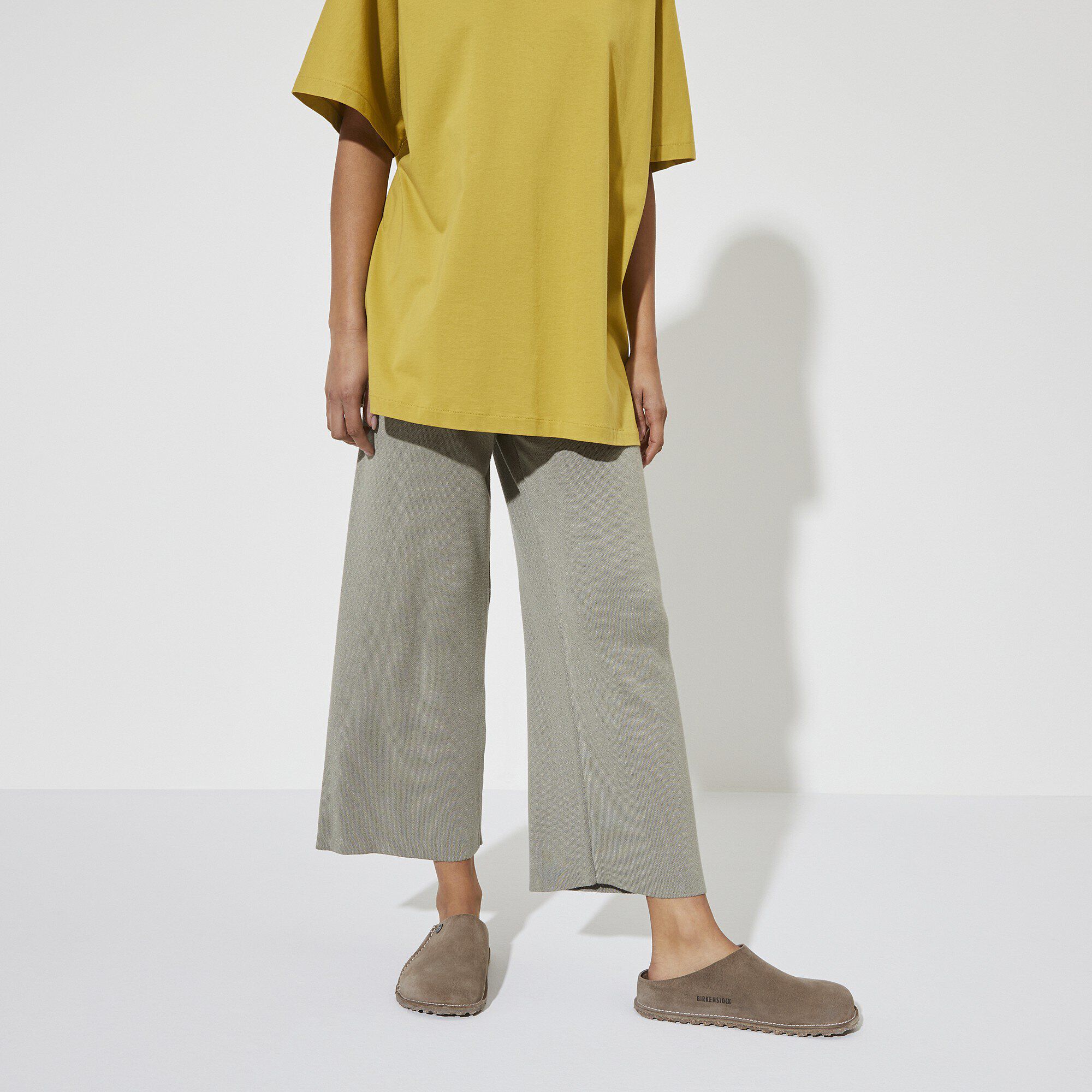 product photo 8 of 9