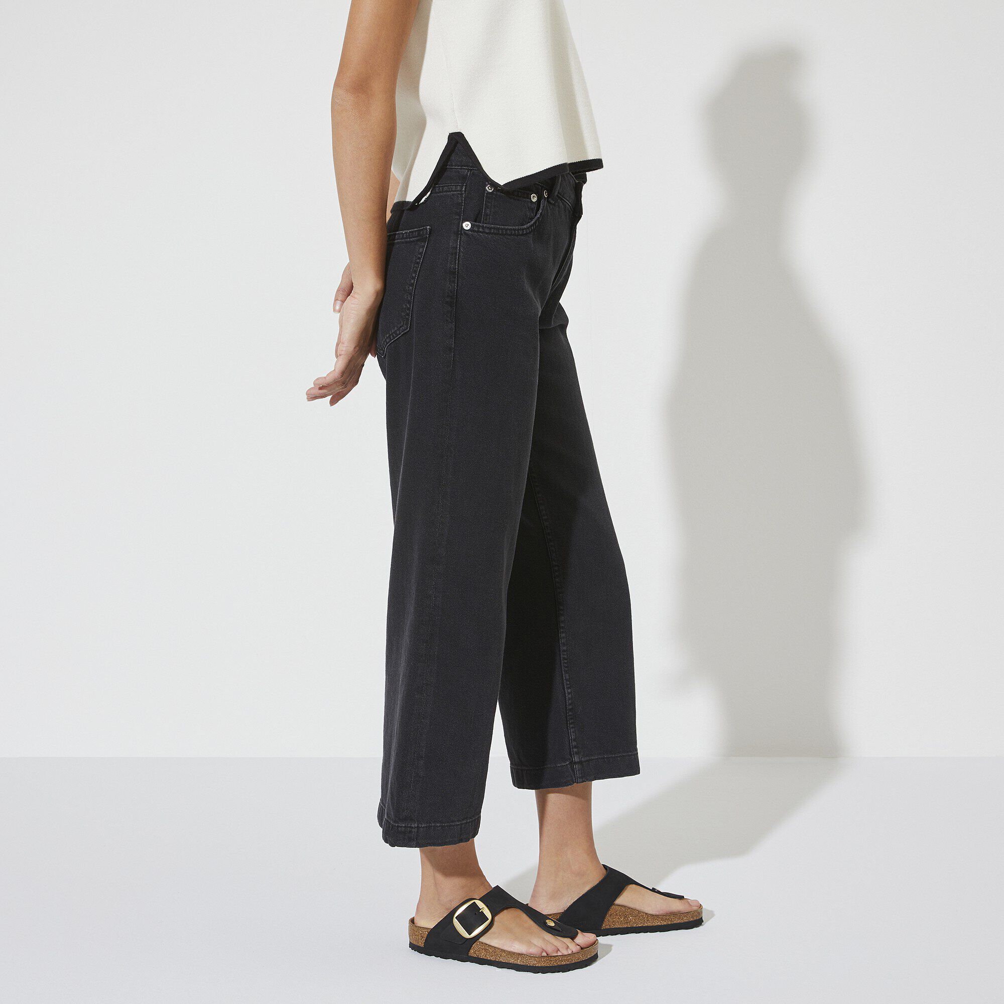 Gizeh Big Buckle Nubuk Leather