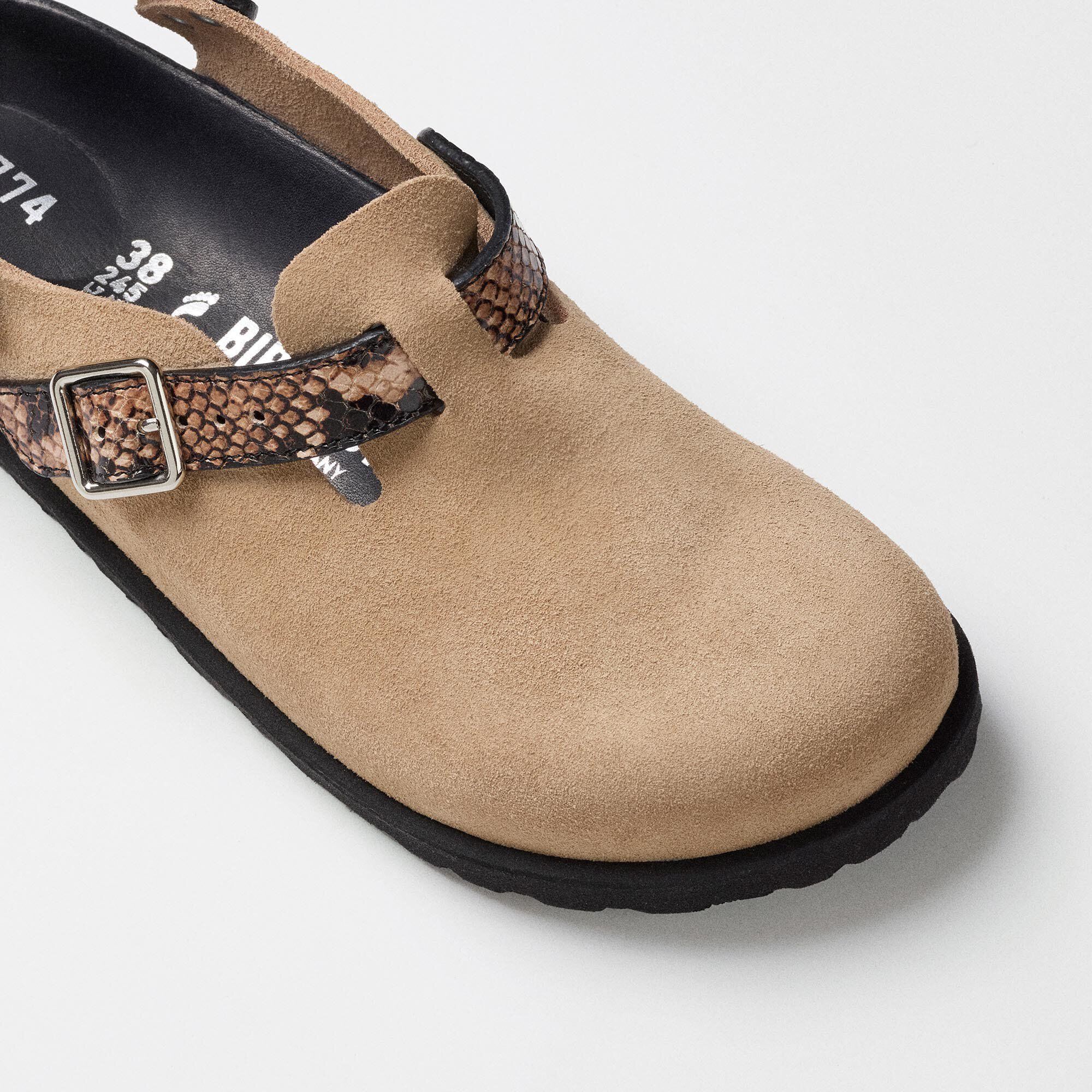 Tokio II Lined 1774 Leather - a top view