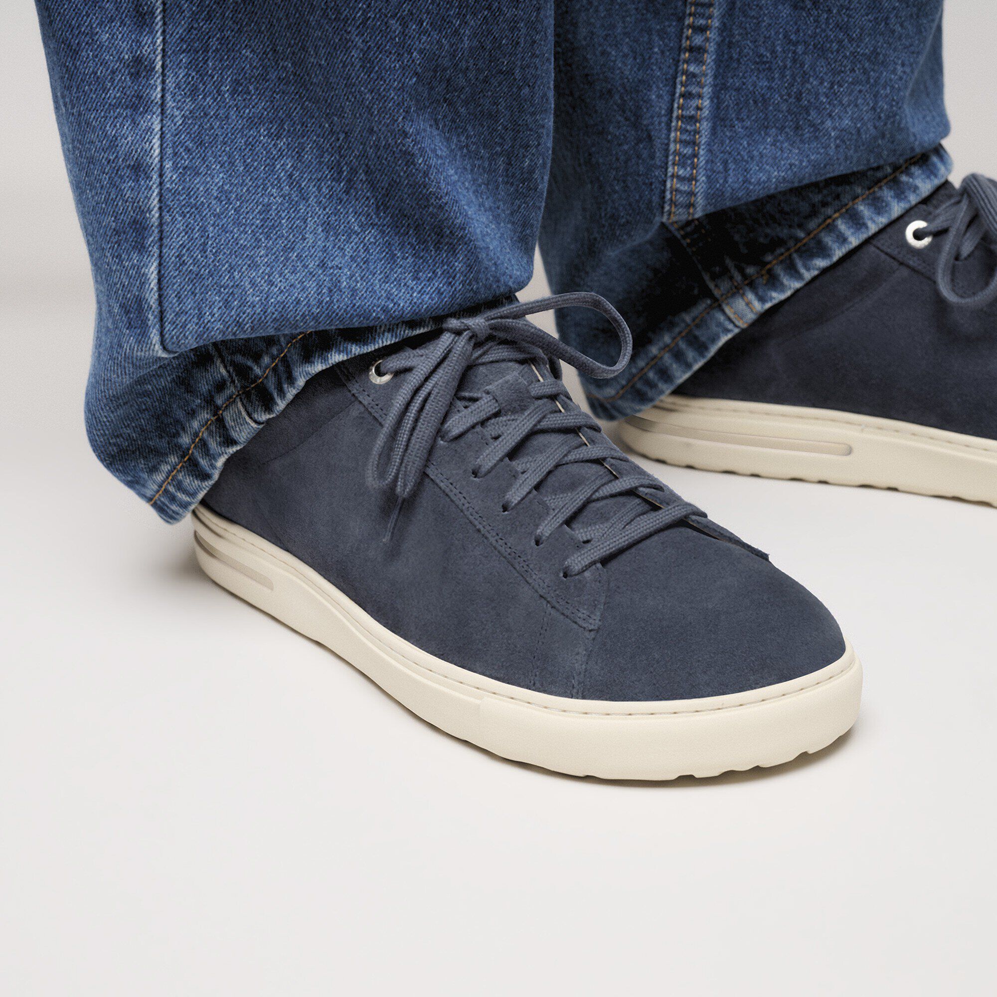 Bend Low Suede Leather