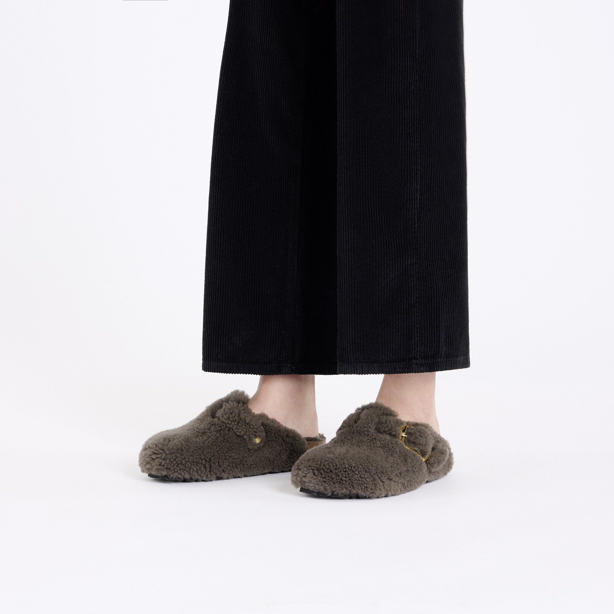 Boston Big Buckle Fur