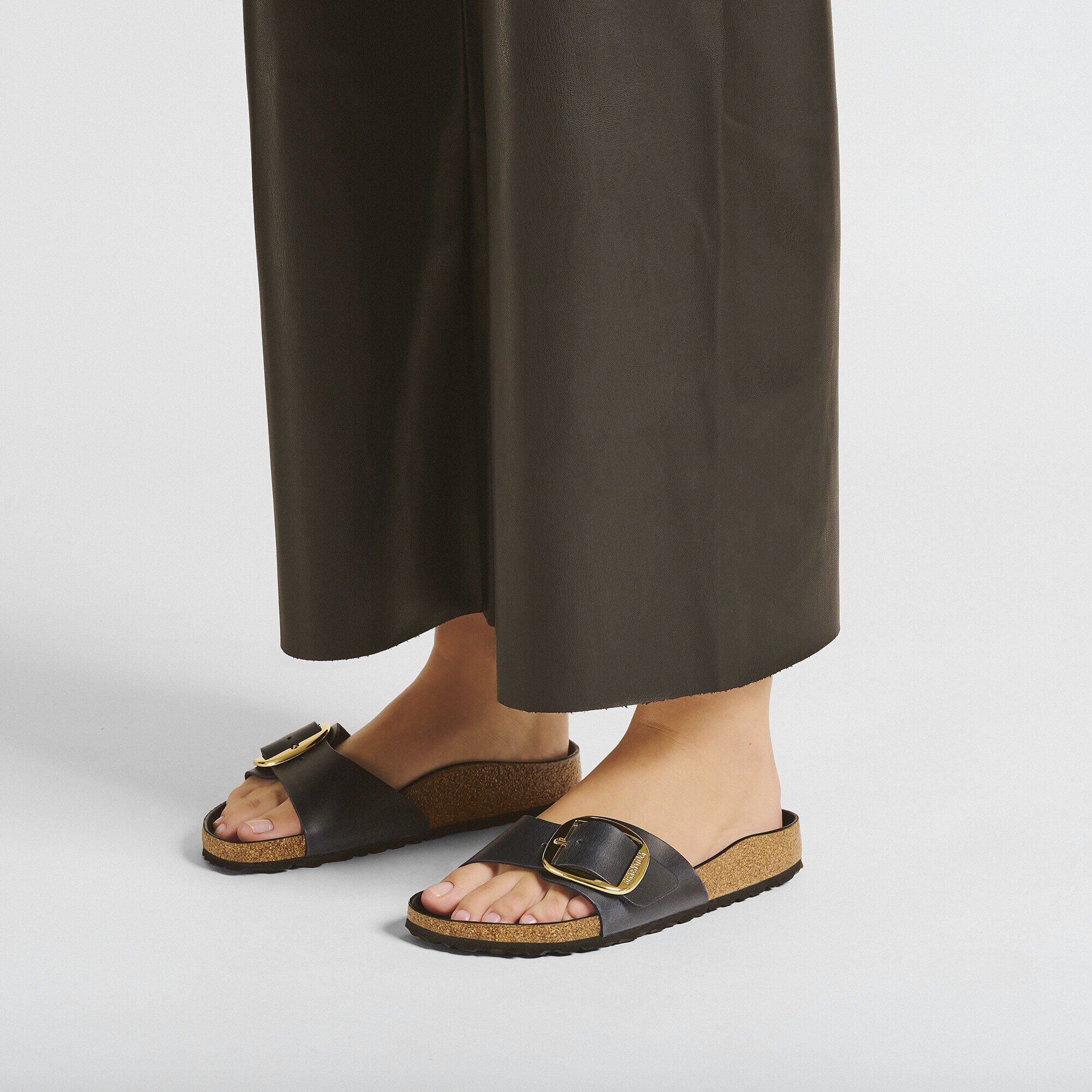 Madrid Big Buckle Natural Leather Oiled