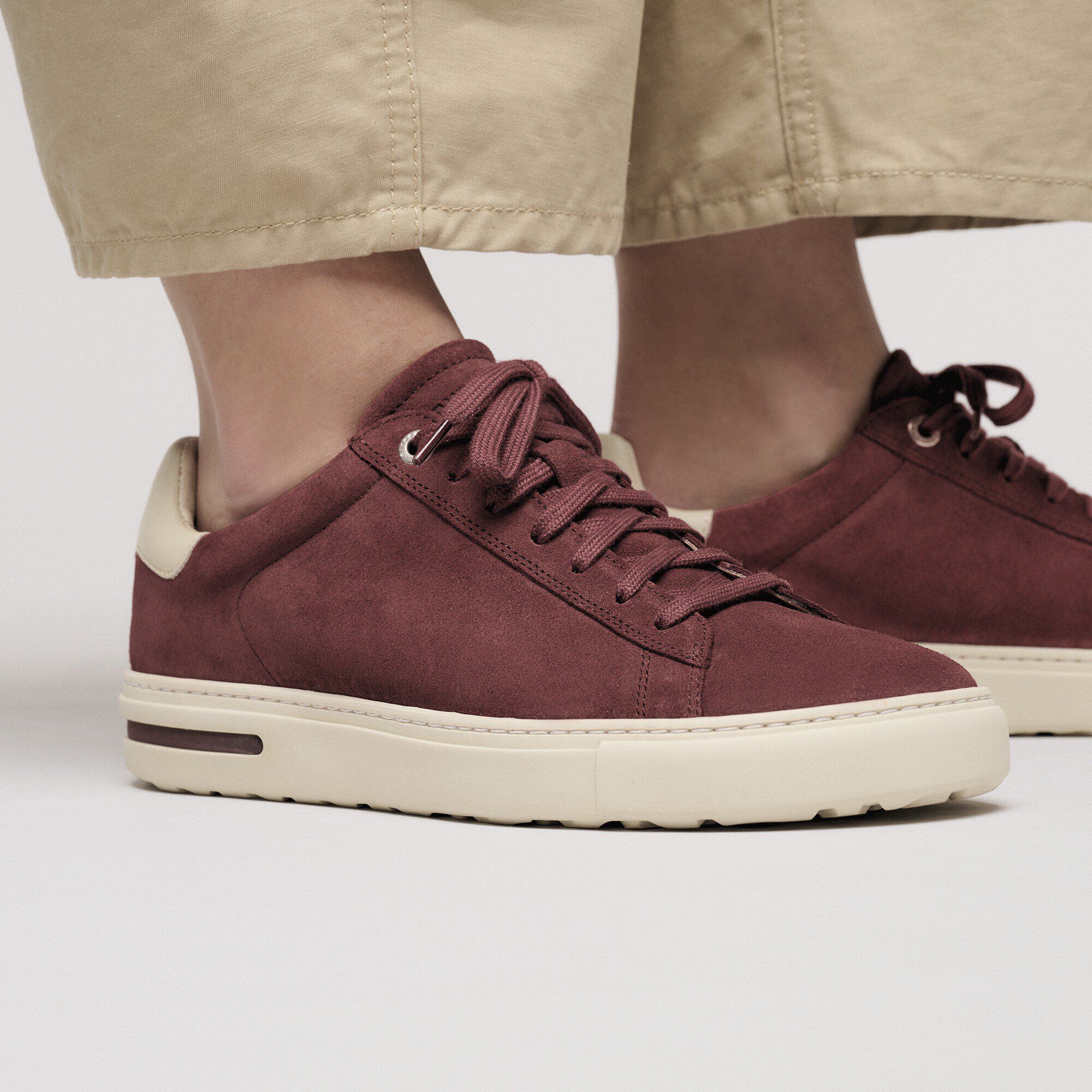 Bend Low Suede Leather