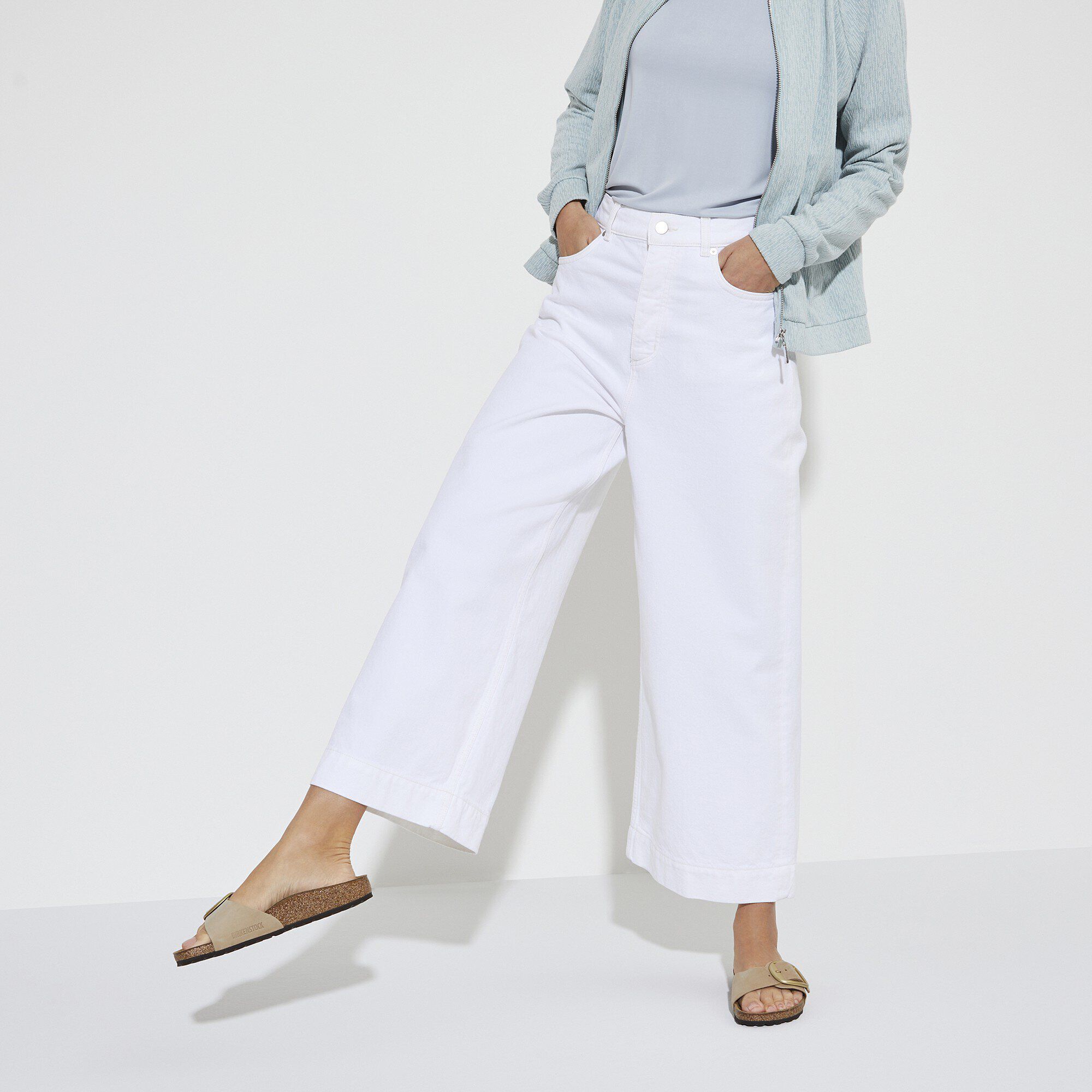 Madrid Big Buckle Natural Leather Nubuck